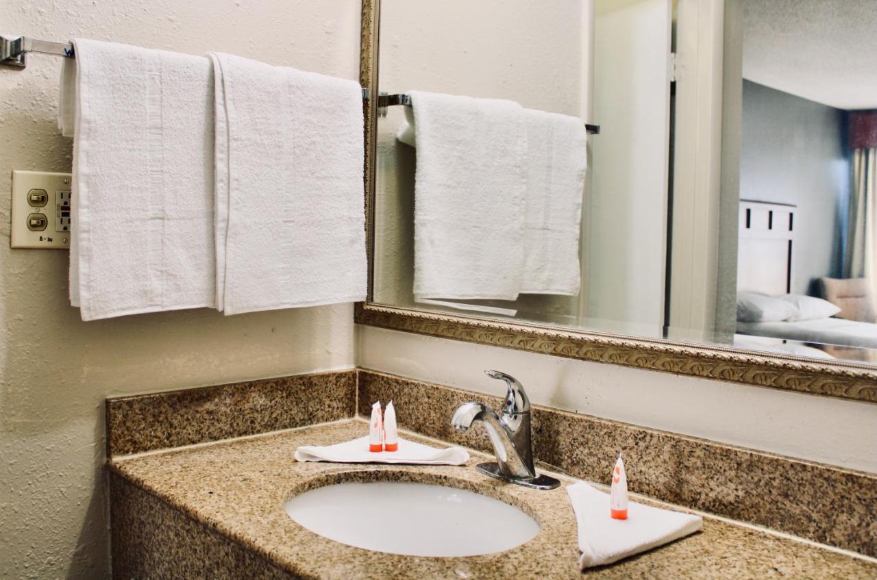 La Vista Inn Port Richey Zewnętrze zdjęcie